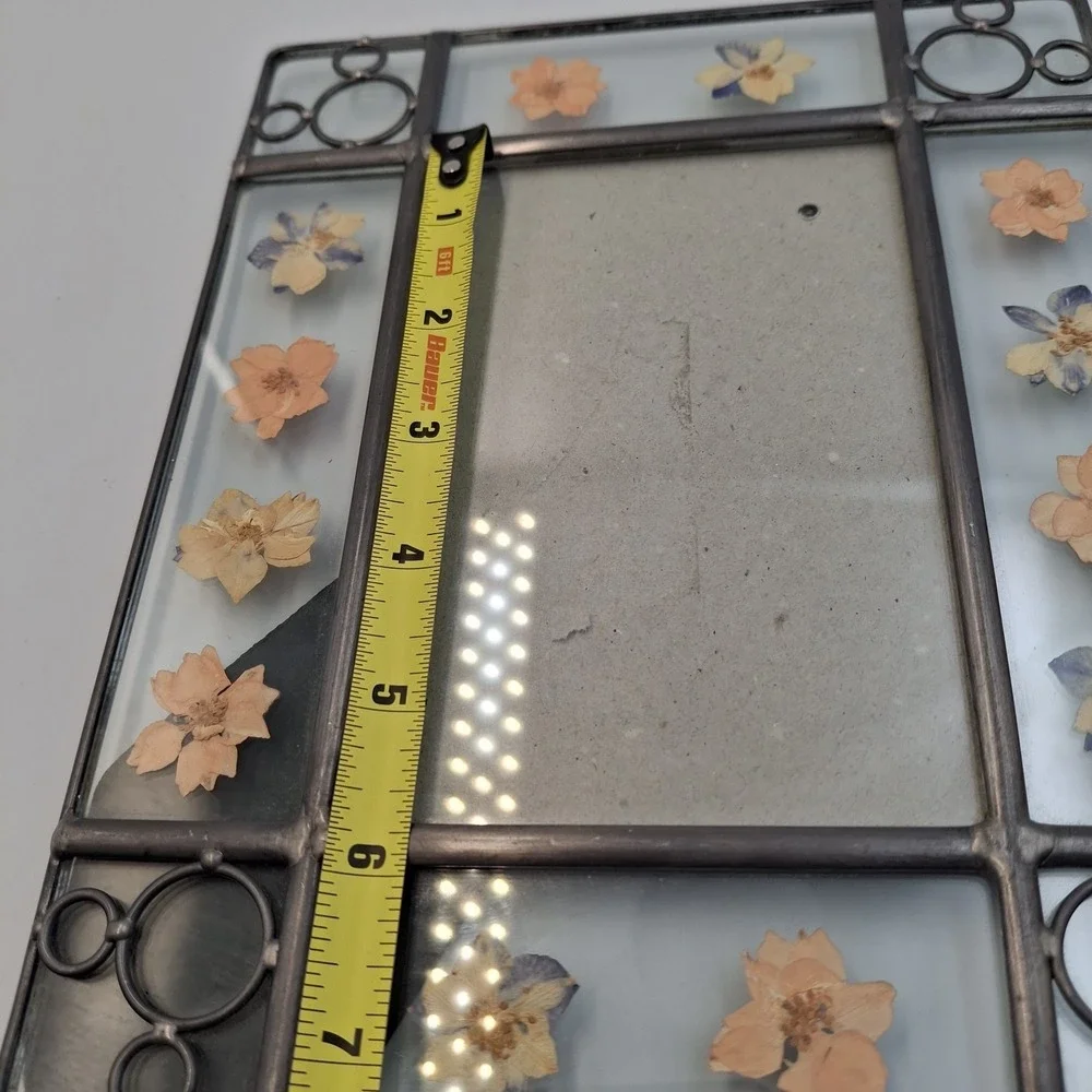 Vintage Disney Store Mickey Mouse Leaded Glass Frame Pressed Dried Flowers 4x6‎